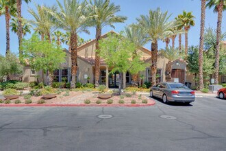 2300 E Silverado Ranch Blvd, Unit 2137 in Las Vegas, NV - Building Photo - Building Photo