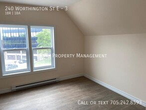 240 Worthington St E in North Bay, ON - Building Photo - Building Photo