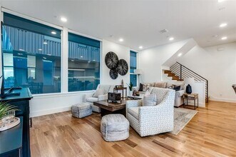 1932 Cuyler Ct in Dallas, TX - Building Photo - Building Photo