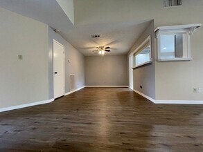 2726 Mesquite Dr in Sugar Land, TX - Building Photo - Building Photo