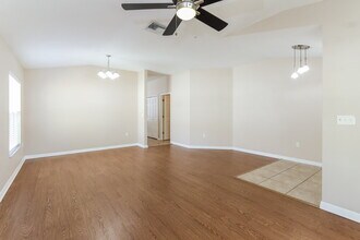 3932 Constantine Loop in Wesley Chapel, FL - Building Photo - Building Photo