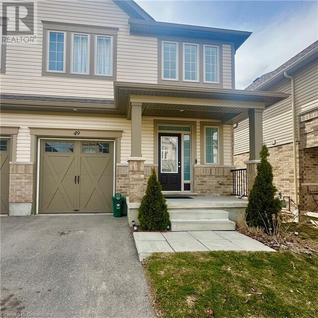 49 Gleason Cres