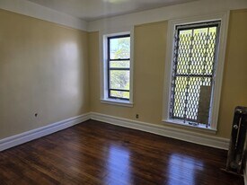 1921 Andrews Ave S, Unit 7 in Bronx, NY - Building Photo