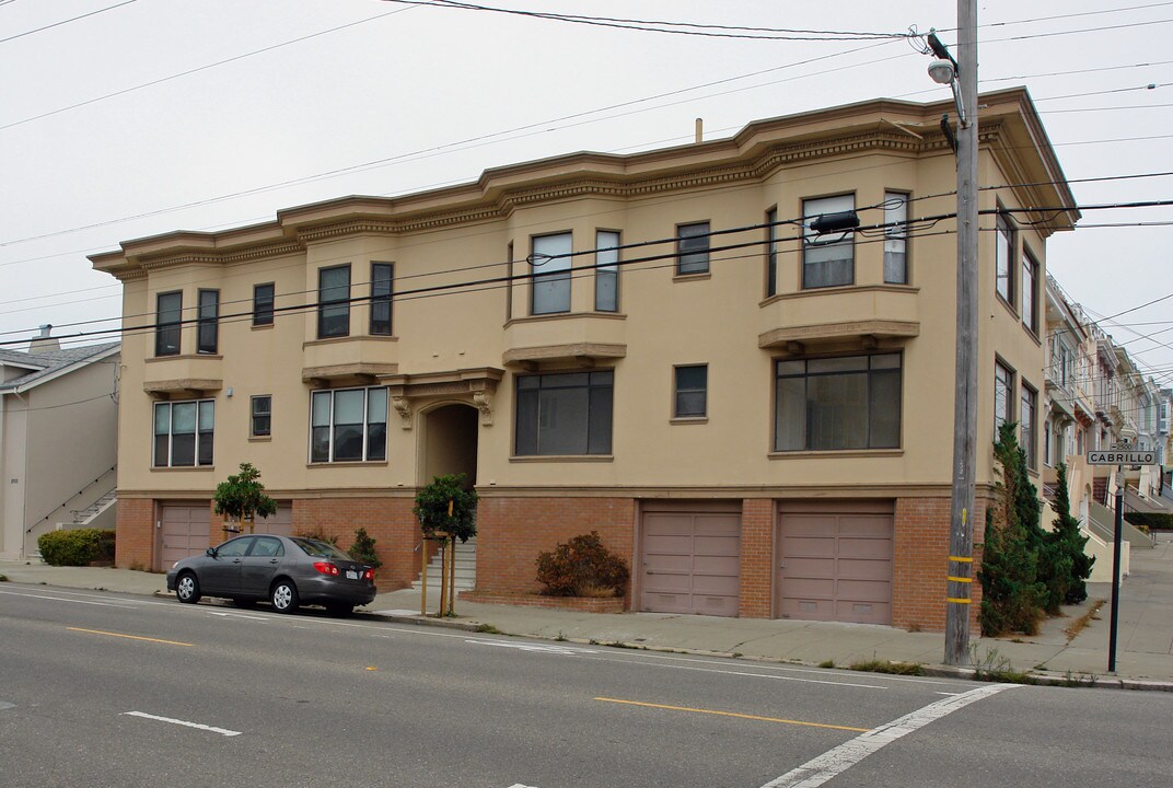 2502 Cabrillo St in San Francisco, CA - Building Photo