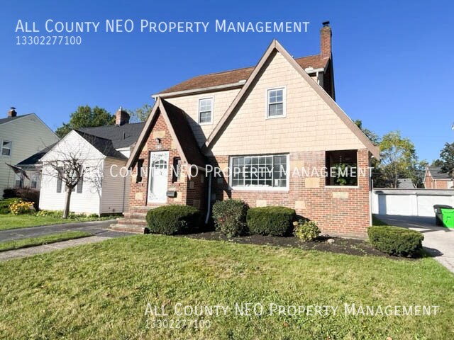 1272 Avondale Rd in South Euclid, OH - Building Photo