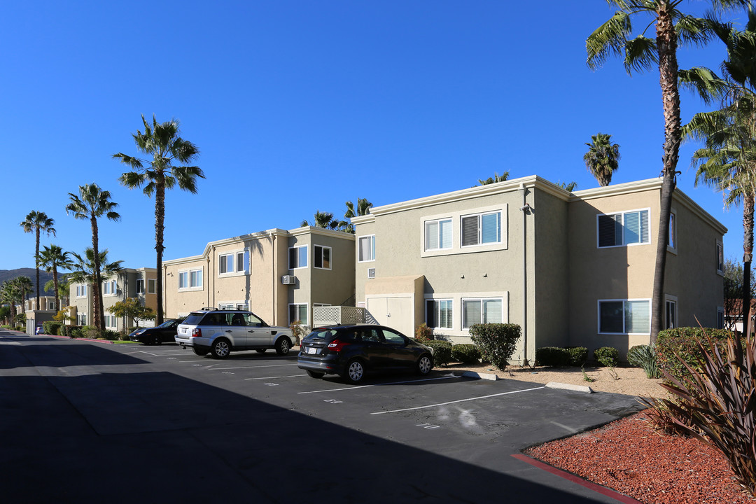 Canyon View Apartments in Poway, CA - Building Photo