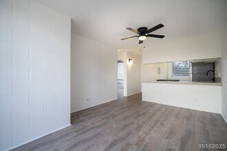 45-697-697 Kamehameha Hwy in Kaneohe, HI - Building Photo - Building Photo