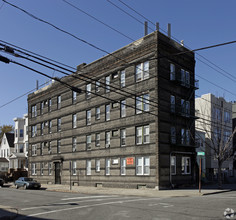 171 Delaware Ave in Jersey City, NJ - Building Photo - Building Photo