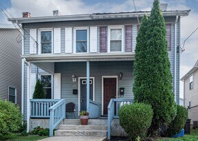 113 S Worthington St in West Chester, PA - Building Photo