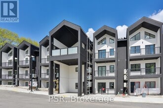 50 Manominee St in Huntsville, ON - Building Photo - Building Photo