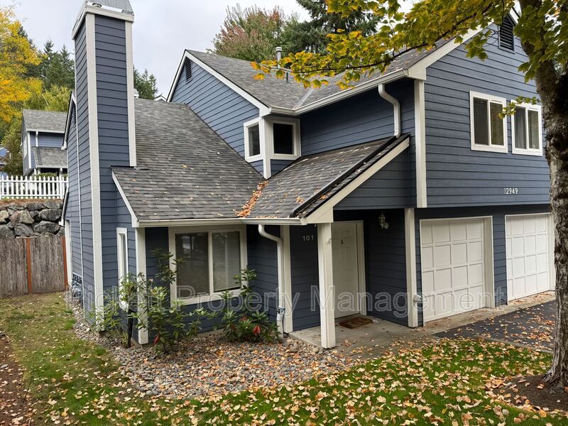12949 Granite Ln NW in Silverdale, WA - Building Photo