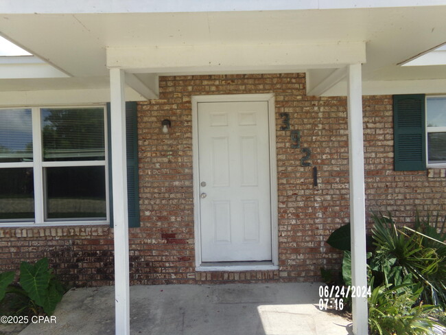 property at 3921 E 10th St