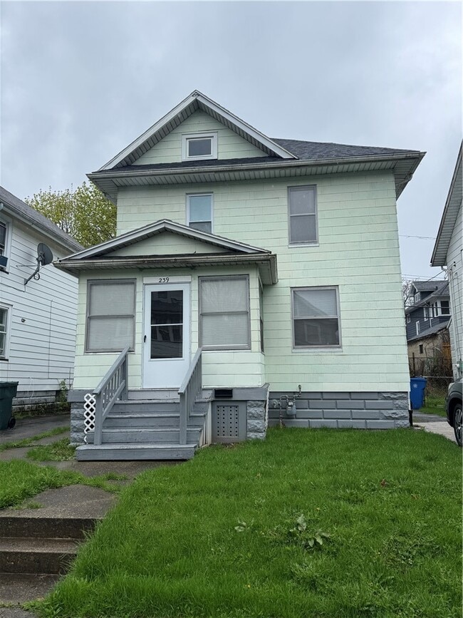 property at 239 Weyl St