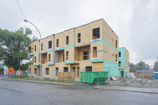Loop 36 in Calgary, AB - Building Photo