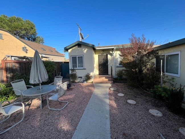 4443 Bancroft St in San Diego, CA - Building Photo - Building Photo