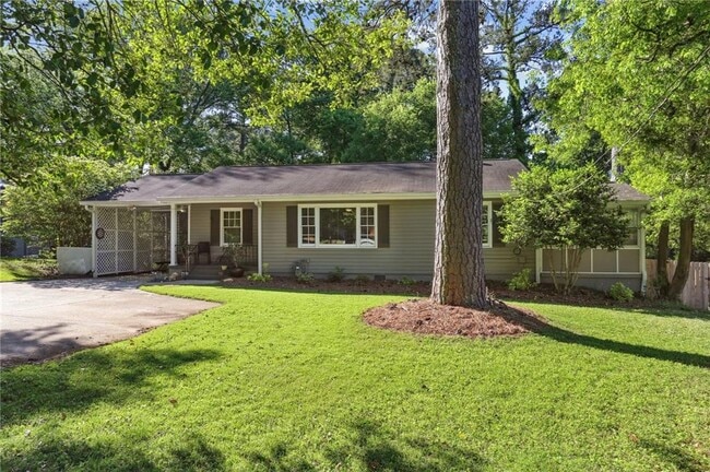 2873 Briarcliff Rd NE in Atlanta, GA - Building Photo - Building Photo