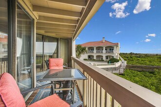 200 Ocean Hibiscus Dr in St. Augustine, FL - Building Photo - Building Photo