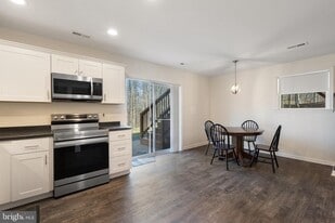 7258 Baldwin Ridge Rd in Warrenton, VA - Building Photo