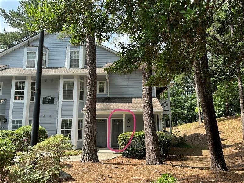 4001 Riverlook Pkwy SE in Marietta, GA - Building Photo