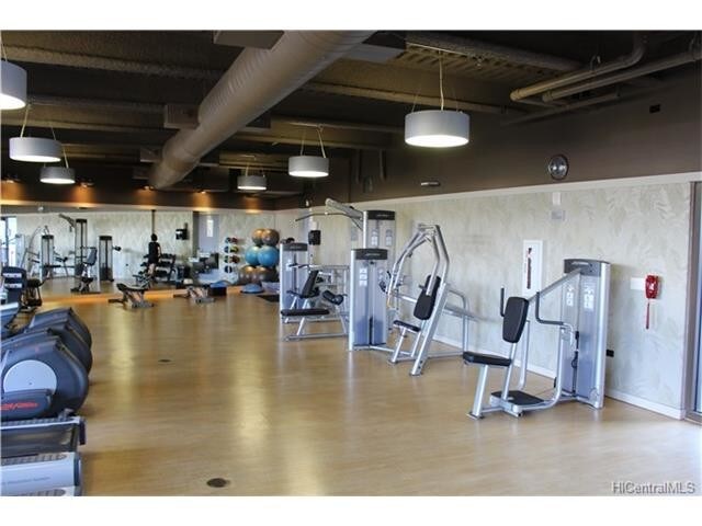 1009 Kapiolani Blvd-Unit -Apt.3809 in Honolulu, HI - Building Photo - Building Photo