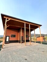 53 Riverview Cir in Alpine, WY - Building Photo
