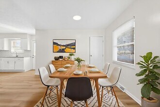 5201 Bagley Rd in Columbus, OH - Building Photo - Building Photo