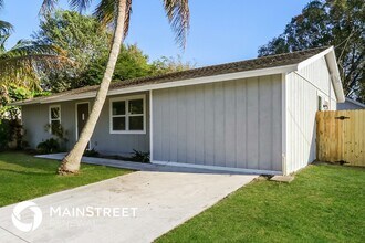 266 SW Voltair Terrace in Port St. Lucie, FL - Building Photo - Building Photo