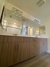 9942 Buena Vista Ave in Santee, CA - Foto de edificio - Building Photo