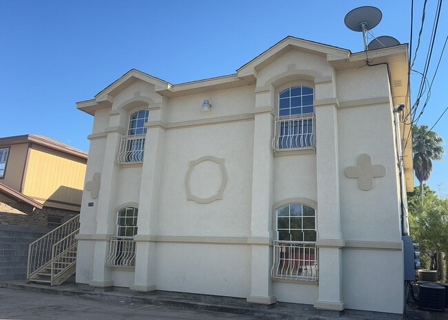 property at 2115 Cross St