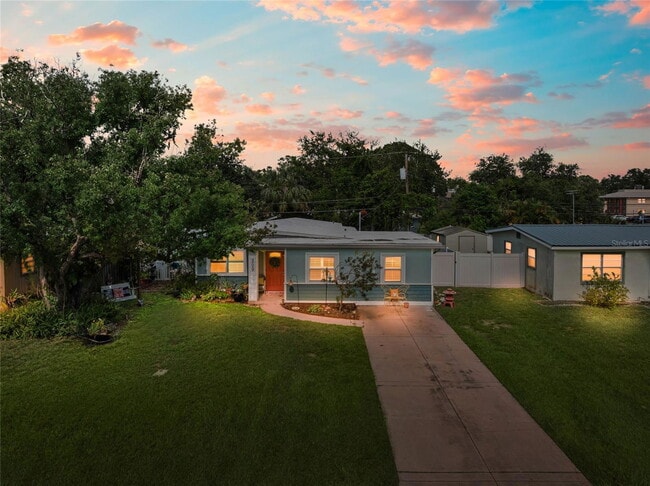 property at 209 Emerald Ln