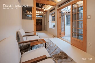 1730 Blake St in Denver, CO - Building Photo - Building Photo