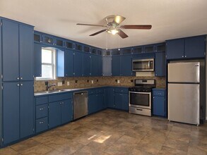 3106 Fallwell Ln in Austin, TX - Building Photo - Building Photo