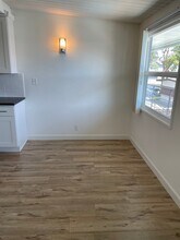 1754 E Sycamore Ave, Unit C in El Segundo, CA - Building Photo - Building Photo