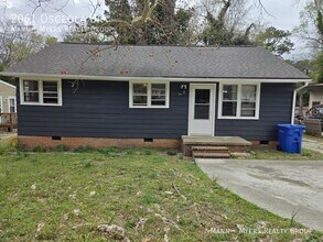 2061 Osceola Dr in Fayetteville, NC - Building Photo - Building Photo