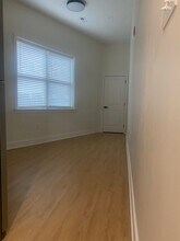 4521 Frankford Ave in Philadelphia, PA - Foto de edificio - Building Photo