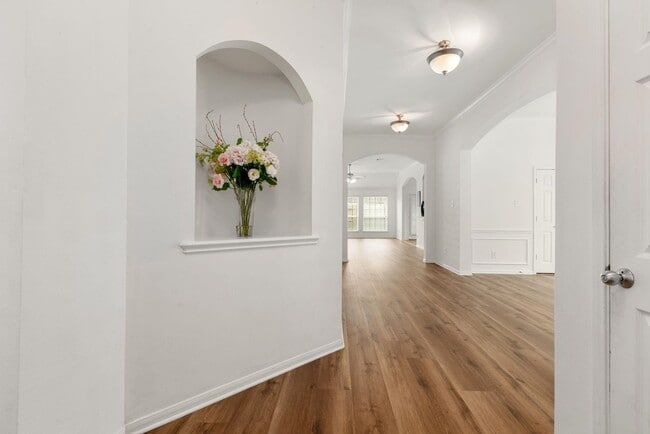 property at 2008 Golden Creek Ln