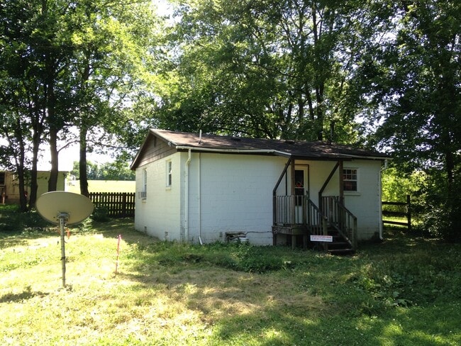 515 Glass St in Mt Pleasant, TN - Building Photo - Building Photo