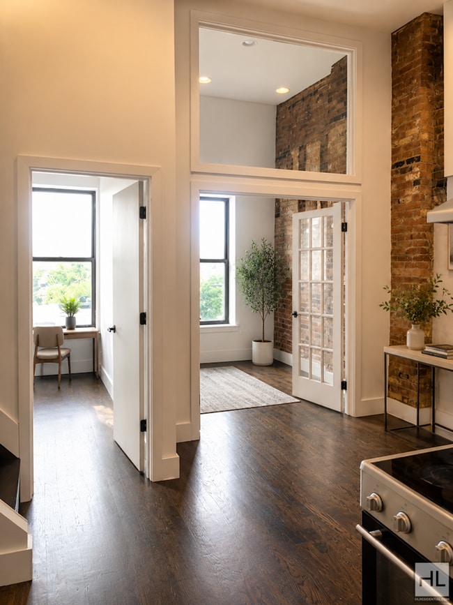 FULTON STREET / Clinton Hill / 2-Bed 1-Bath