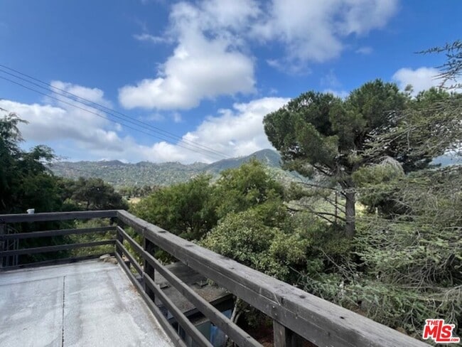 property at 21516 Encina Rd
