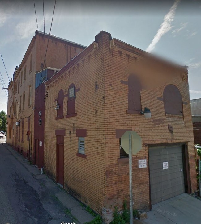 1327 Arch St in Pittsburgh, PA - Building Photo - Building Photo