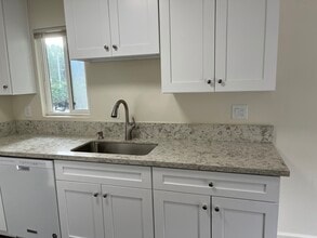 1020 S Farber Ave in Glendora, CA - Foto de edificio - Building Photo