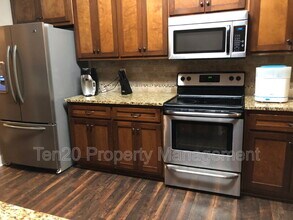 2 Golden Eagle Ct in Fort Mitchell, AL - Building Photo - Building Photo