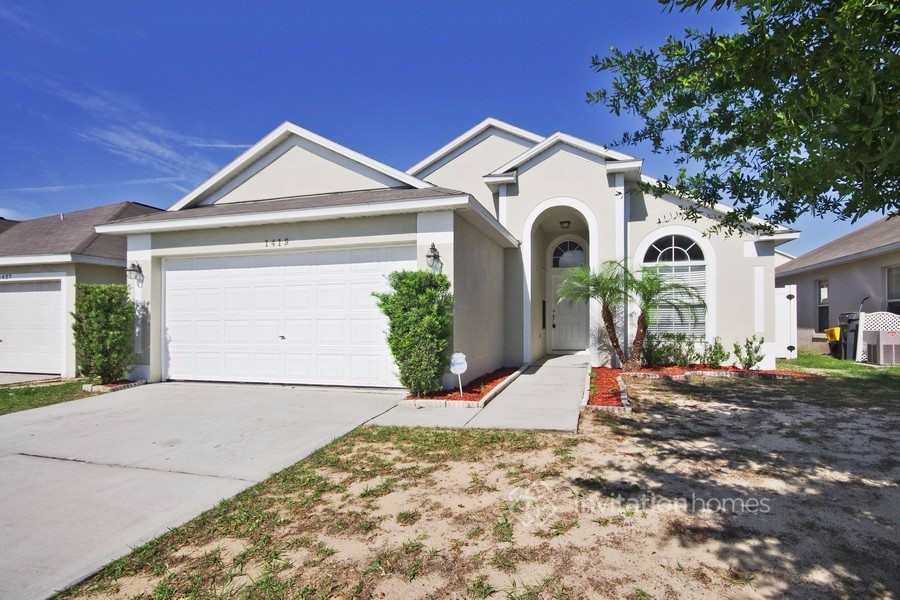 1419 Belvoir Dr in Davenport, FL - Building Photo