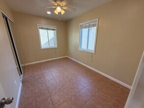 4870 Palm Ave in La Mesa, CA - Building Photo - Building Photo