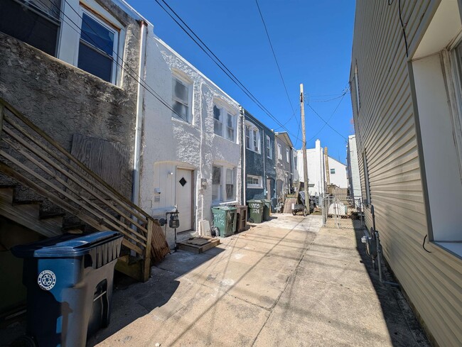 803 N Indiana Ave in Atlantic City, NJ - Building Photo - Building Photo