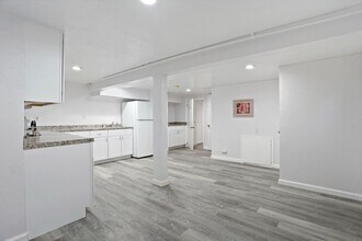 465 N Central Ave in Stockton, CA - Building Photo - Building Photo