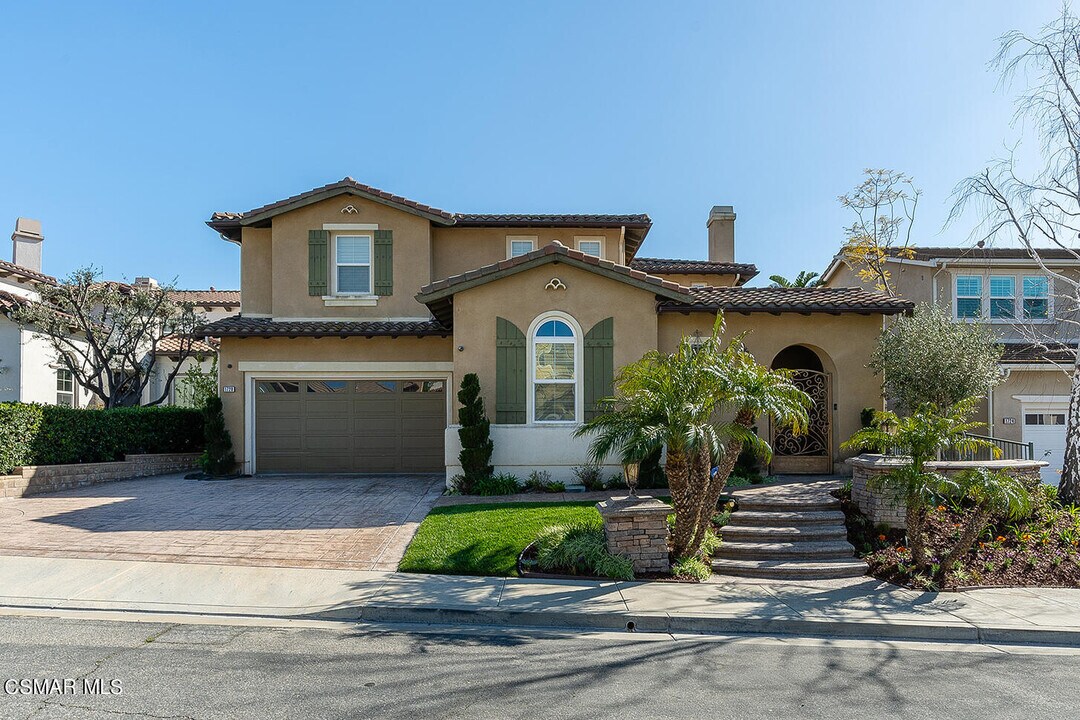 1728 Bluesage Ct in Simi Valley, CA - Building Photo