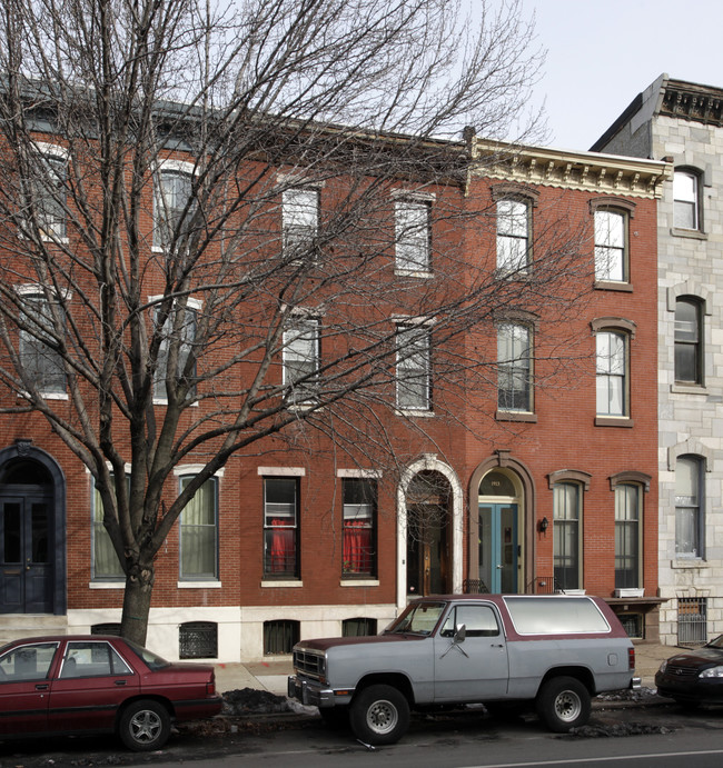 1915 Spring Garden St in Philadelphia, PA - Building Photo - Building Photo