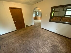 925 Chandler St in Danville, IL - Building Photo - Building Photo