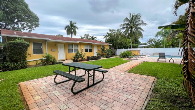 property at 1401 NE 15th St